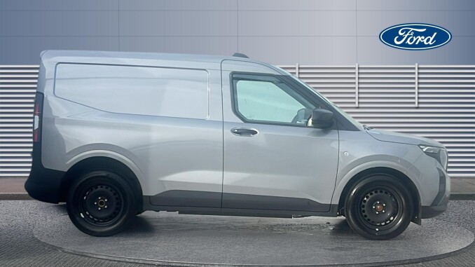 Ford Transit Courier E-Transit Courier 100kW 43kWh Trend Van Auto - Image 5